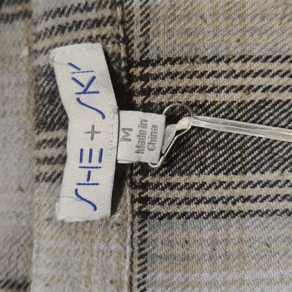 She + sky flannel and denim shacket - Picture 3 of 7